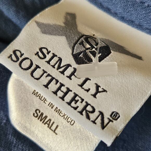 Simply Southern Mama Bear Cotton Long Sleeve Tee Size Small - Picture 3 of 5